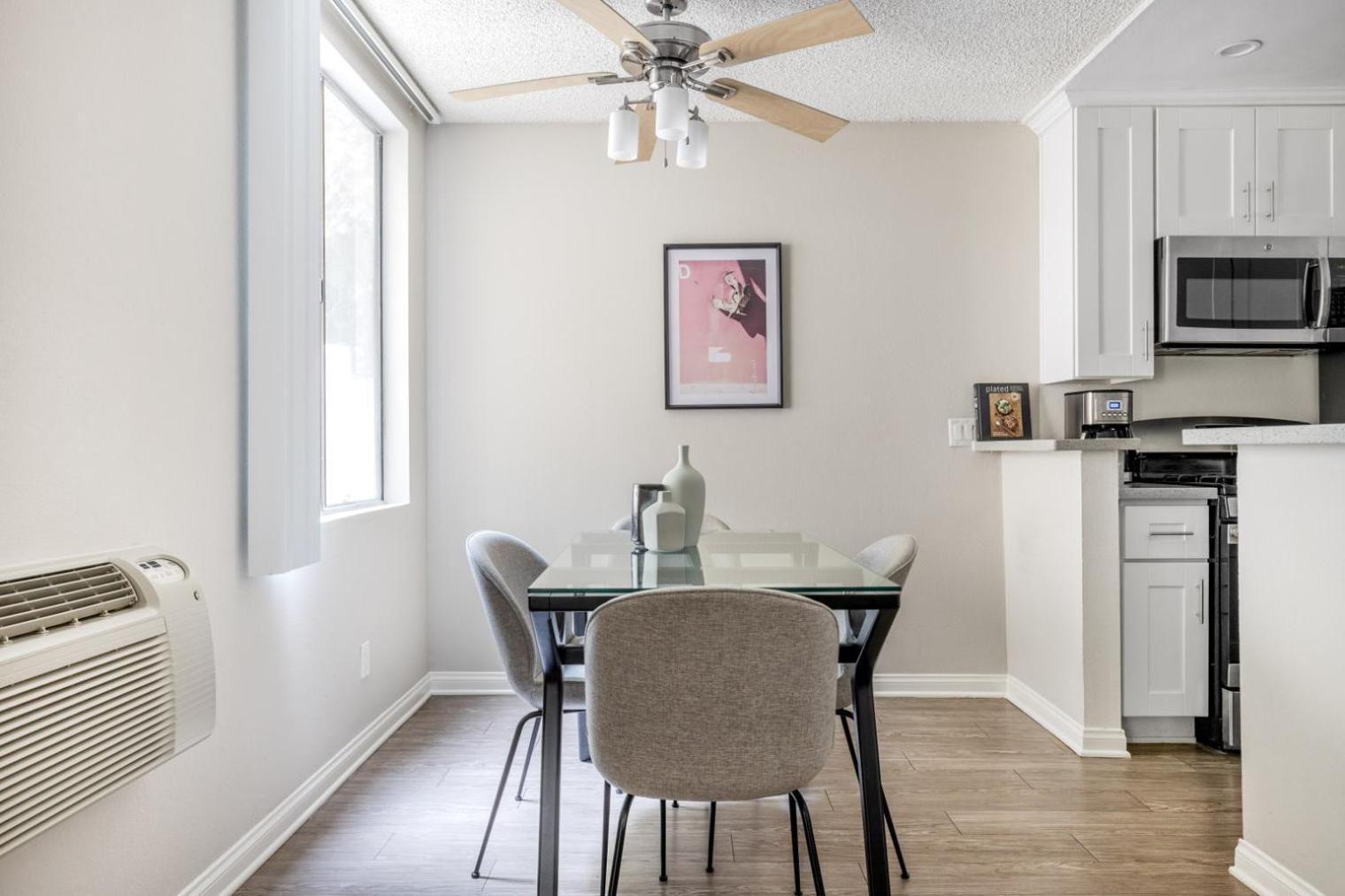 Westwood 1br W Gym Pool Nr Ucla Lax-265 Los Ángeles